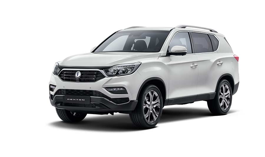 new-ssangyong-rexton-suv-2017-seven-seater-charters-reading-berkshire-gallery-9